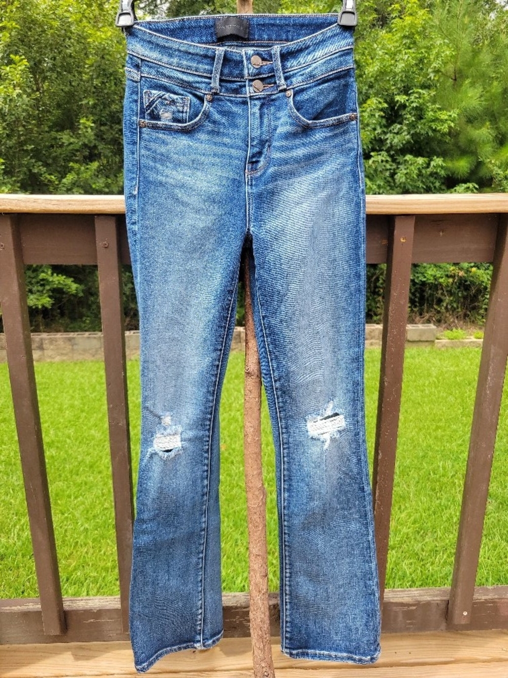 Buckle Women's Blue Distressed Tailored Bootcut Jeans 26 X 32